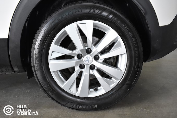 PEUGEOT 3008 BlueHDi 130 S&S EAT8 Business